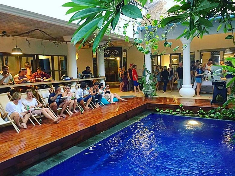 Basen w Canngu na Bali - Blog o seksie